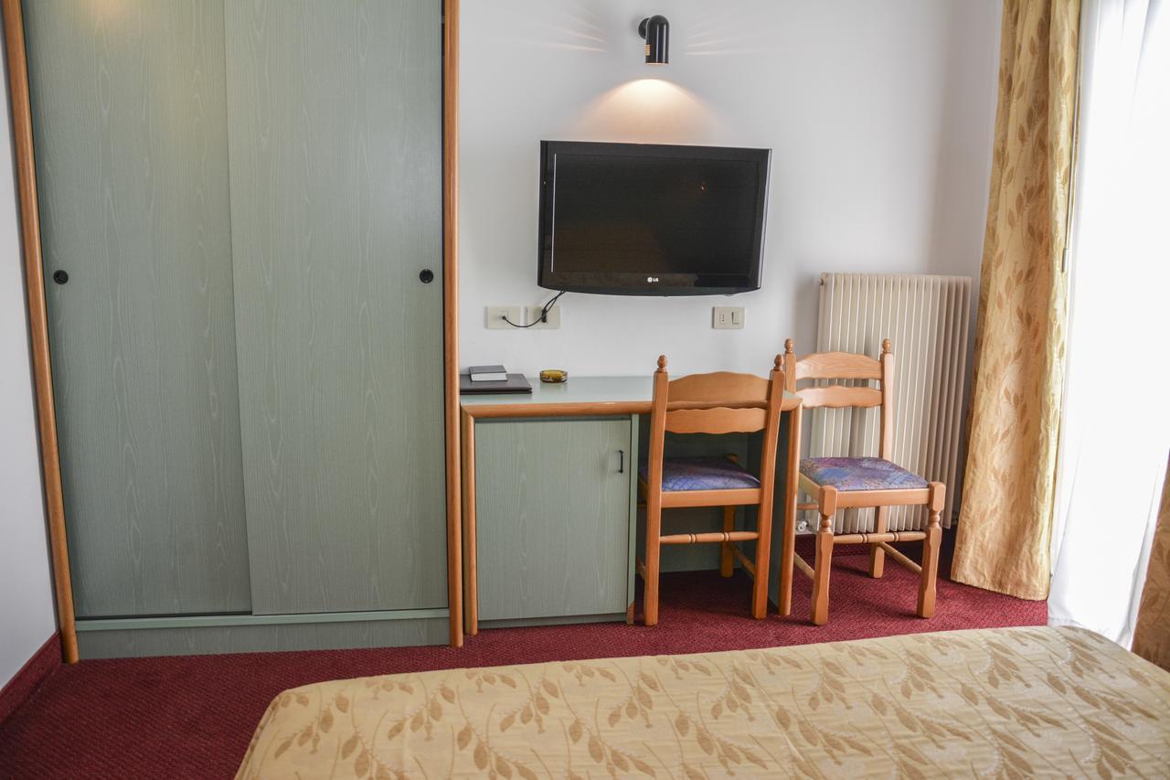 Hotel Sport 피에베디레드로 외부 사진