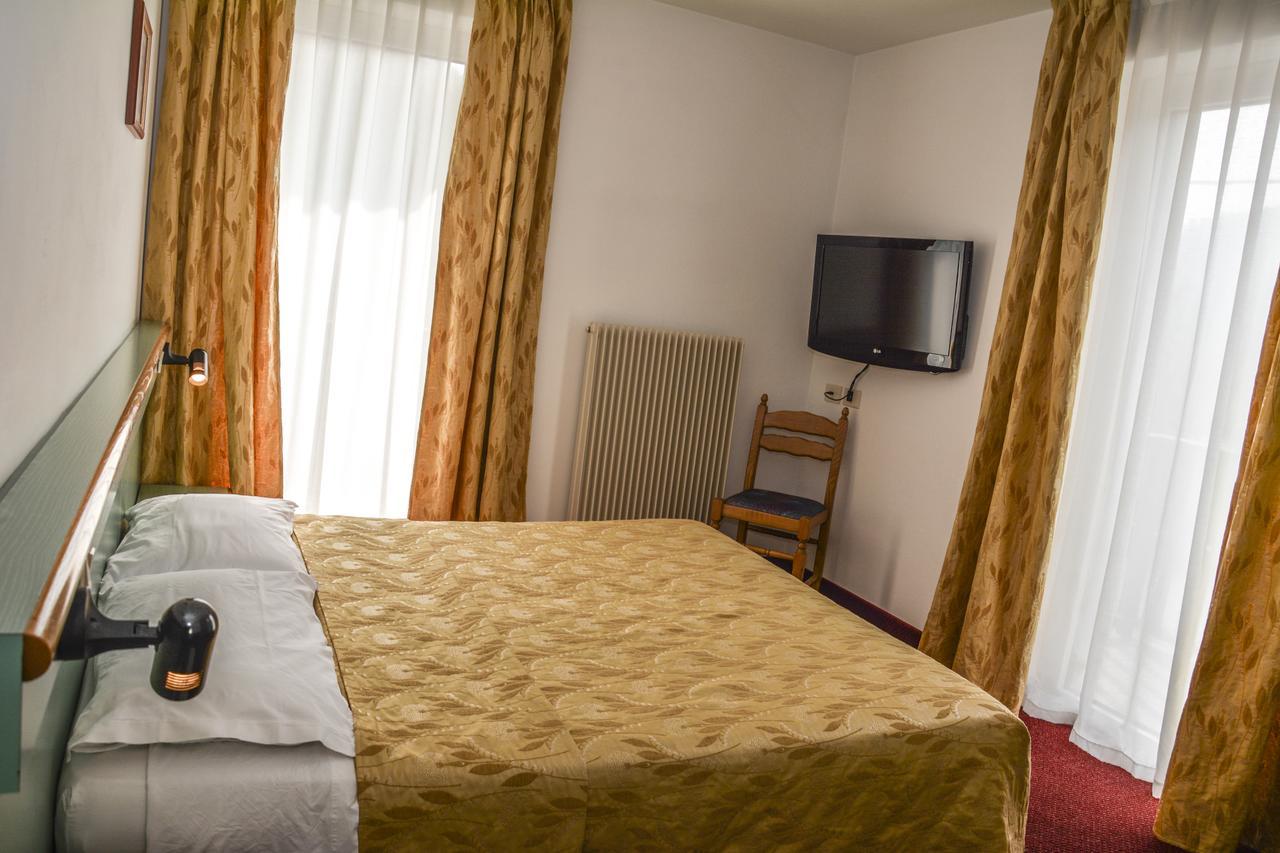 Hotel Sport 피에베디레드로 외부 사진