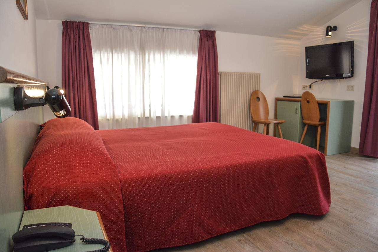 Hotel Sport 피에베디레드로 외부 사진